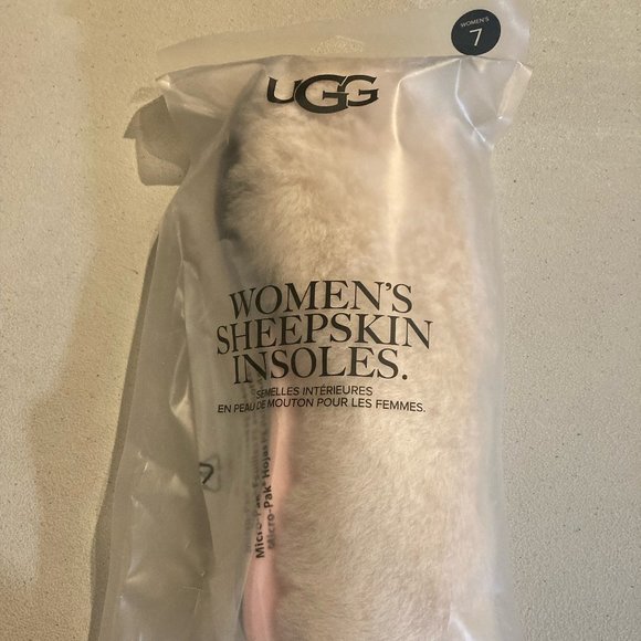 UGG New Women's Sheepskin Boot Shoe Cushion Insole US Size 7 - Picture 3 of 7
